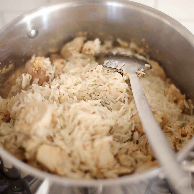 Akni (also known as Pulao) is an East Indian / African rice dish.  You can make it with either beef or chicken. Healthy Full Flavoured Chicken Akni (Pulao)
