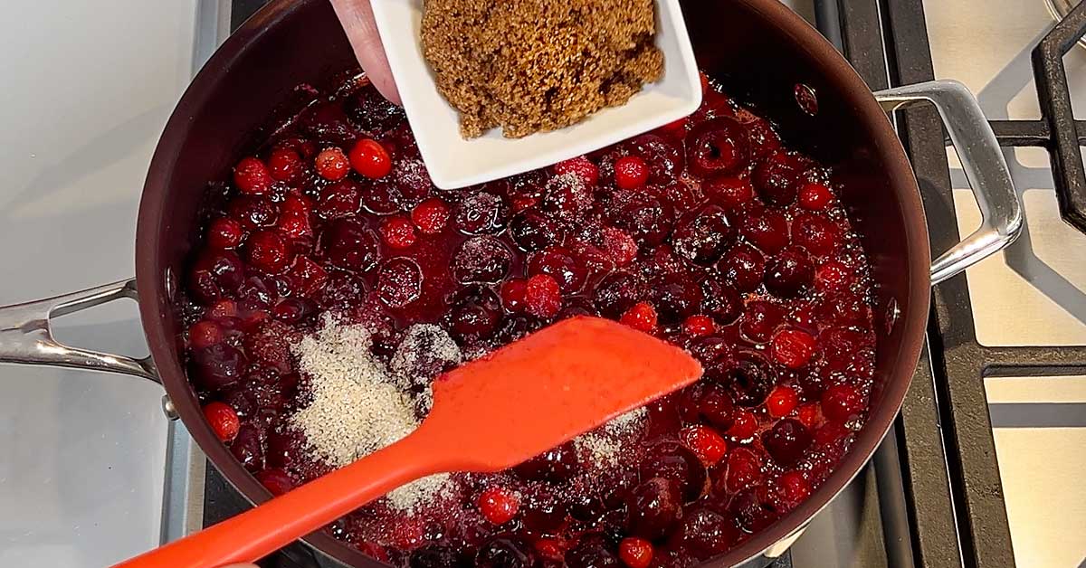 Bursting with the vibrant flavours of the holiday season, this festive cherry cranberry pie filling is the perfect holiday dessert! #holidayrecipe #cherrypiefilling #cherrypierecipe #glutenfreepie #egglesspie #glutenfreeandeggfreepie #glutenfreedessert